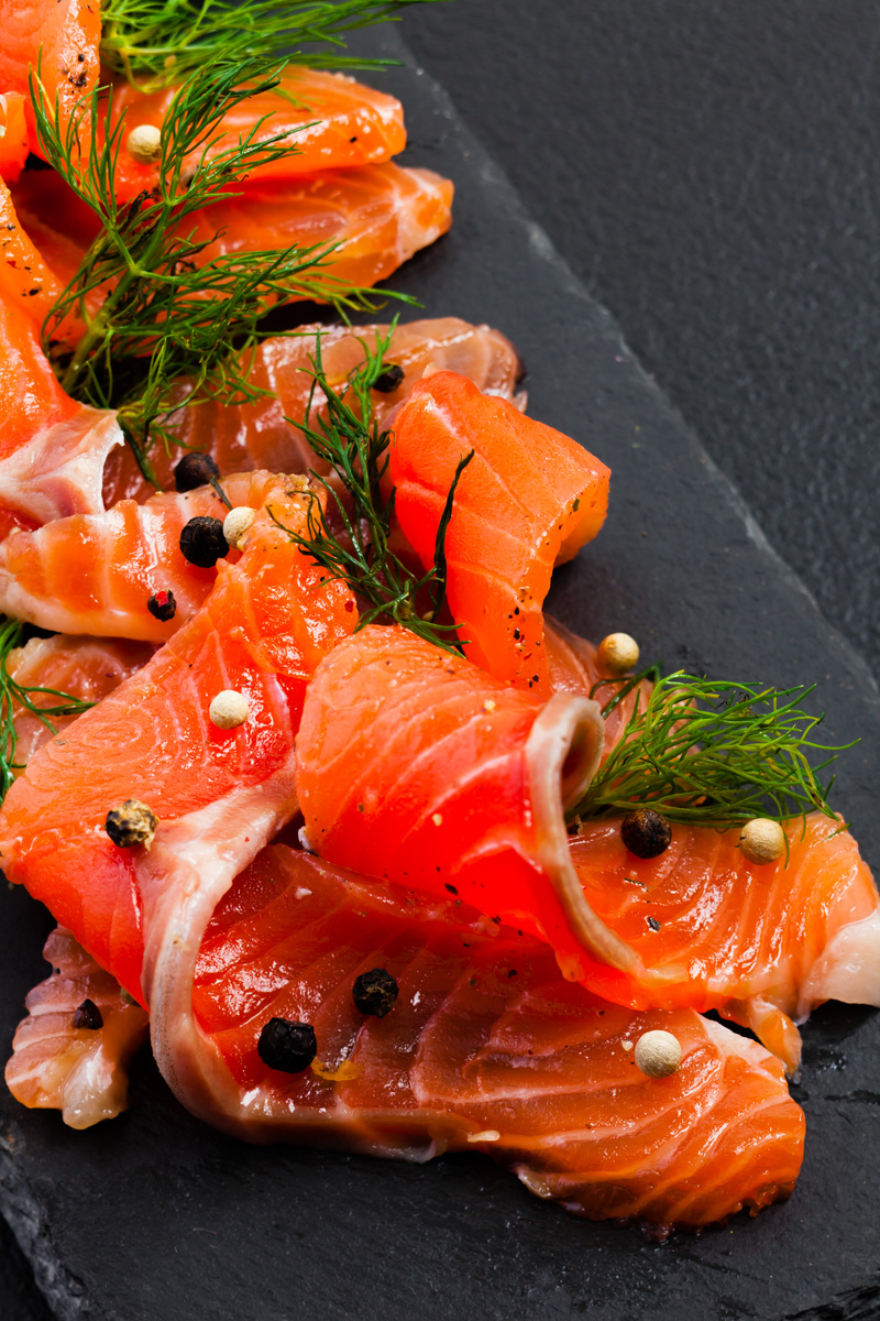 Salmone marinato