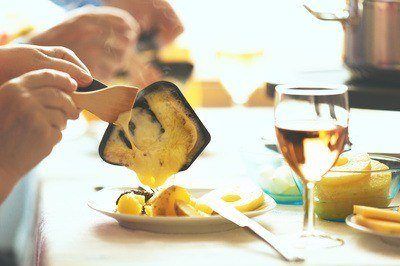 raclette e vino